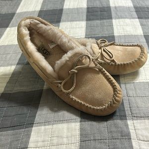 UGG Women’s Dakota Moccasins